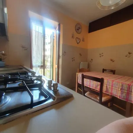 Sopra_lavia Stazione_la Spezia_cinque Terre Dom wakacyjny *